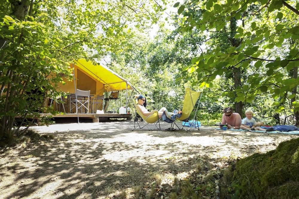 Huttopia Royat Exterior photo